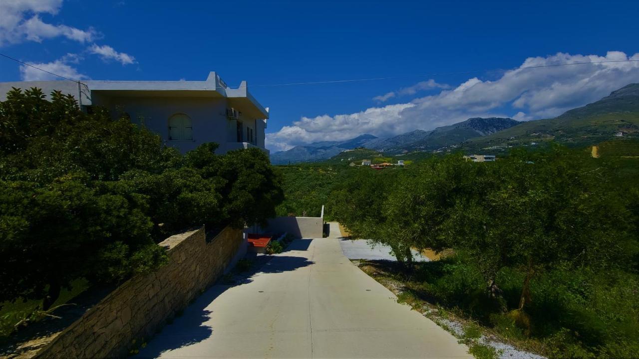 Gratelia Studio Damnoni Dış mekan fotoğraf